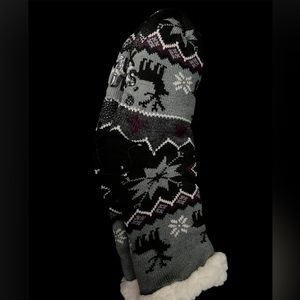 MUK-LUKS Slipper Socks infused with Jojoba Oil